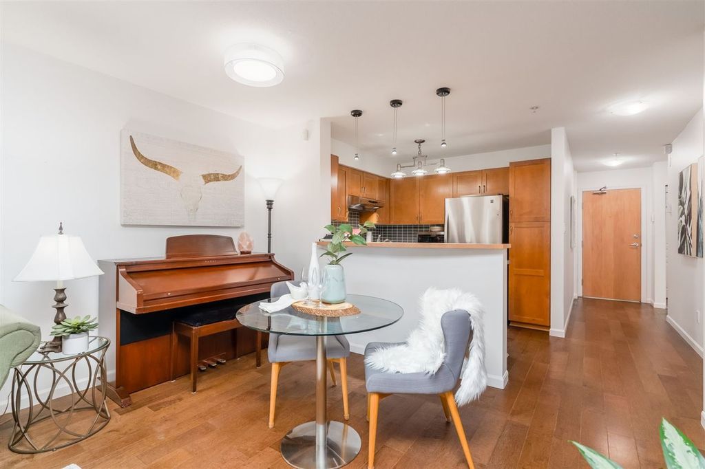 listing image 1100152333671699657