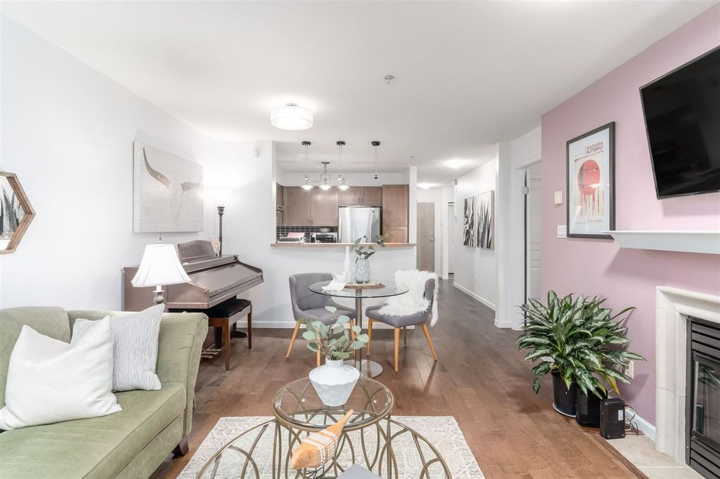 listing image 1103751570130534363