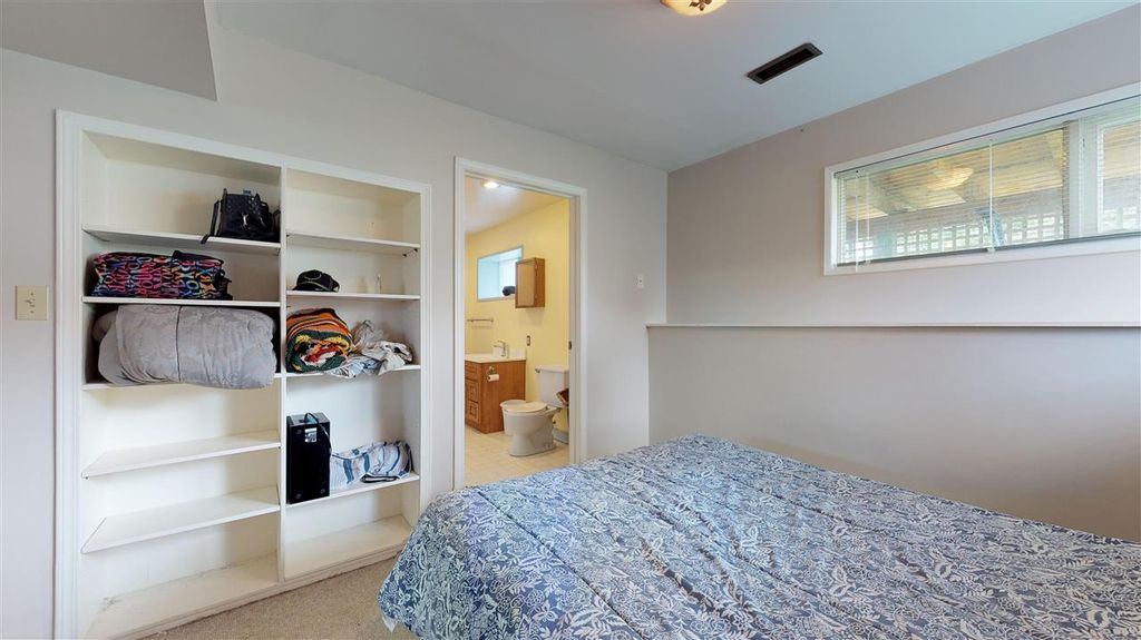 listing image 1109264633852456067