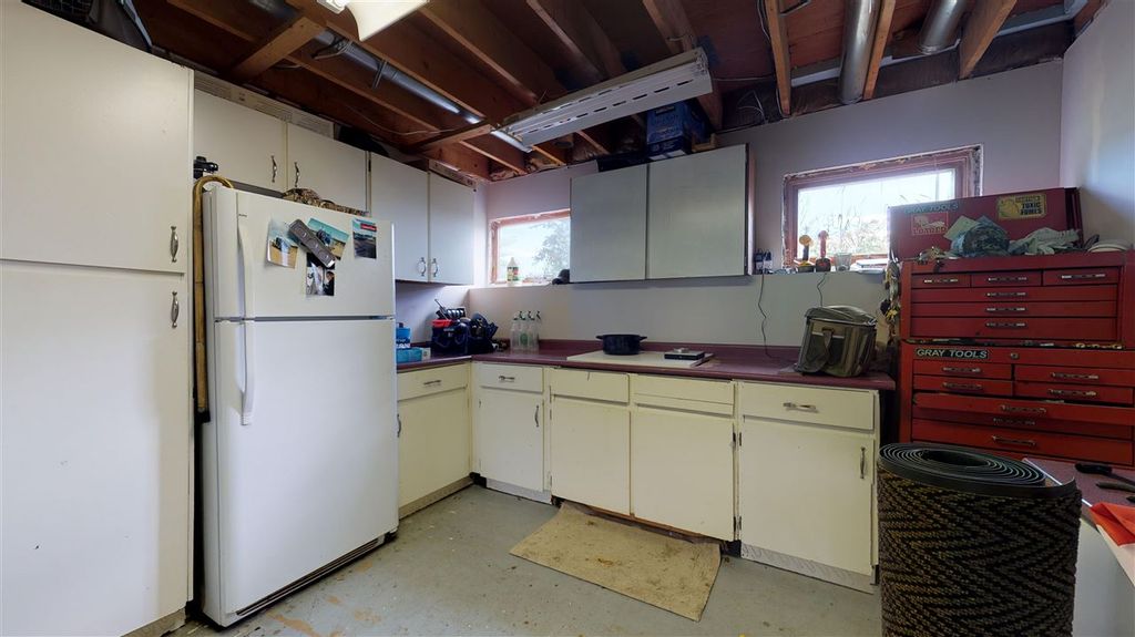 listing image 1101435186140960260
