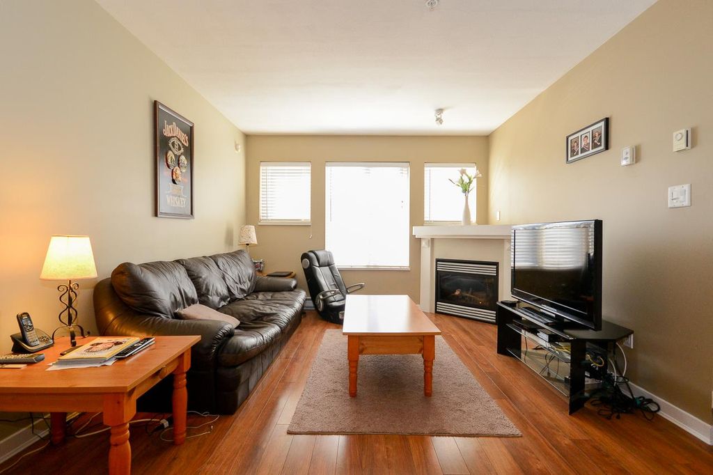 listing image 1109093585044544682