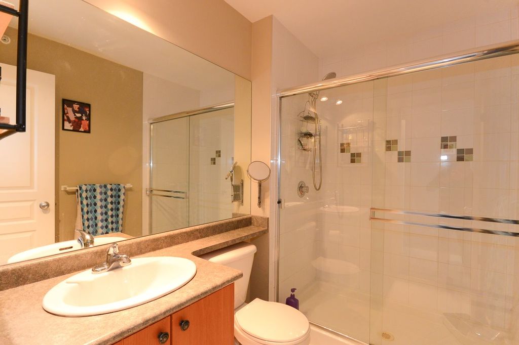 listing image 1103532742013911680