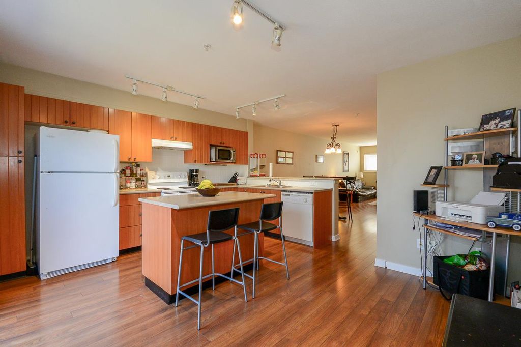 listing image 1105123789620842040