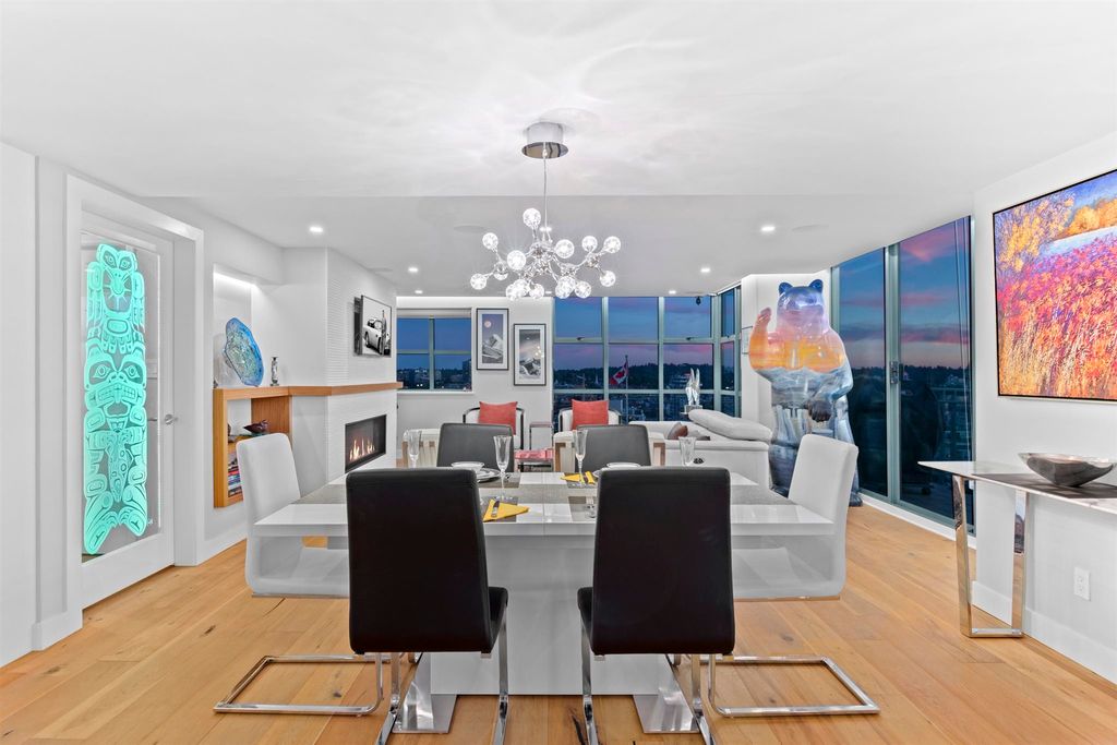 listing image 1103970758655977729
