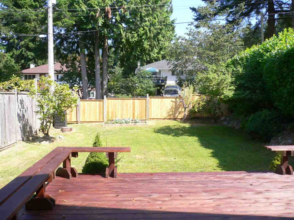 listing image 1102114694060664335