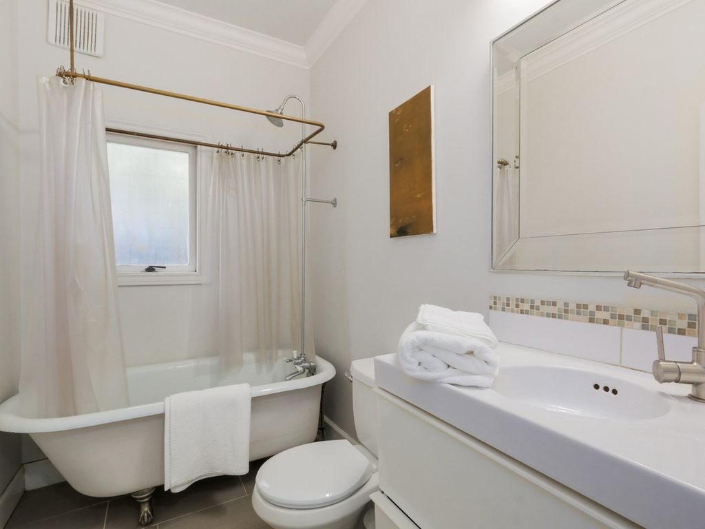 listing image 1107864177403830469