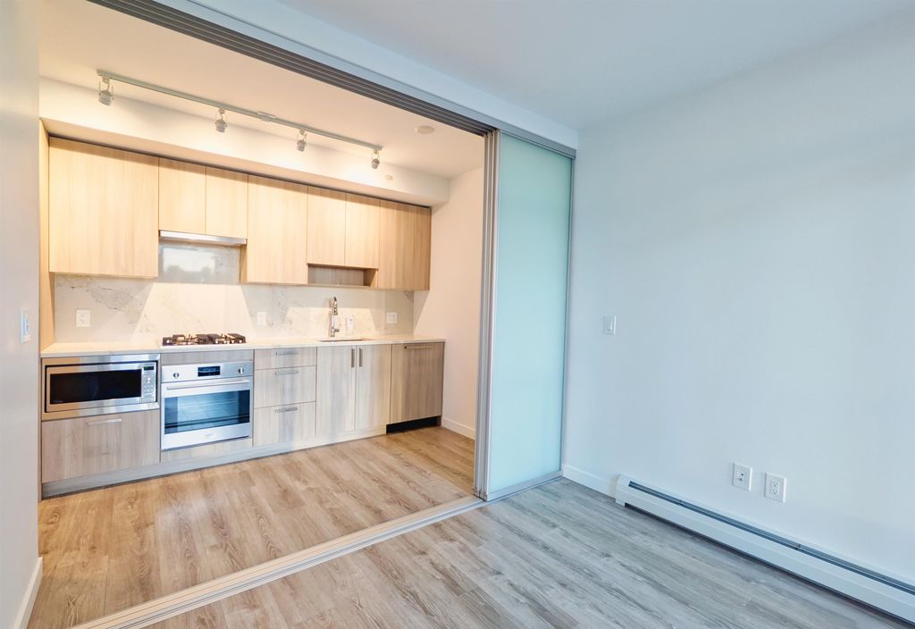 listing image 1105556952020211451