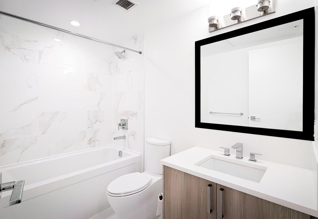 listing image 1107119090291255911