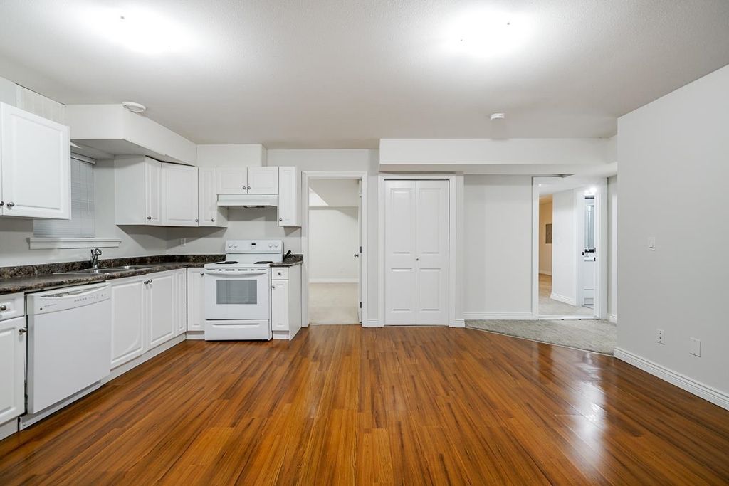 listing image 1101286481367711000