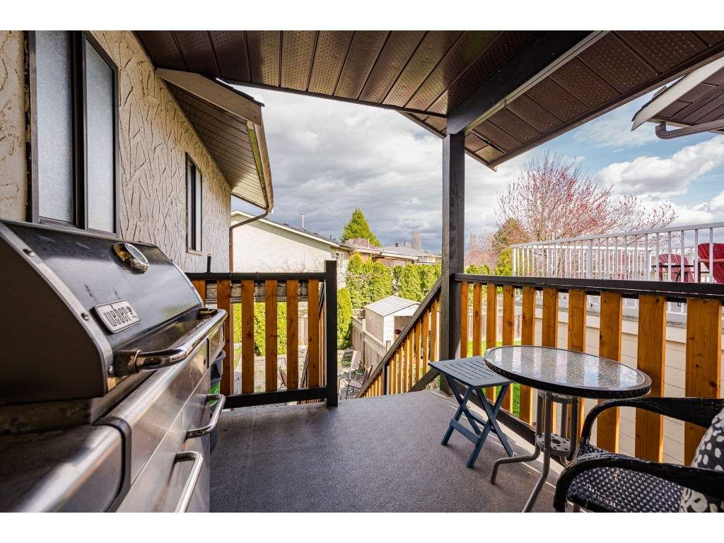 listing image 1107625511544973812
