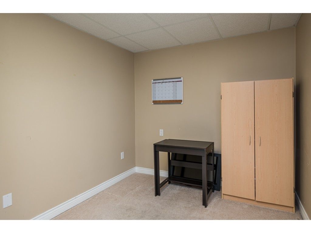 listing image 1100078832590275666