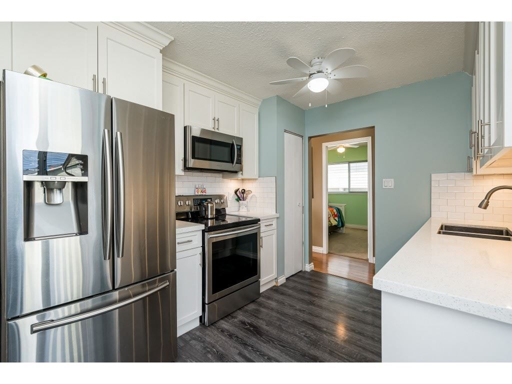 listing image 1102773094307701345