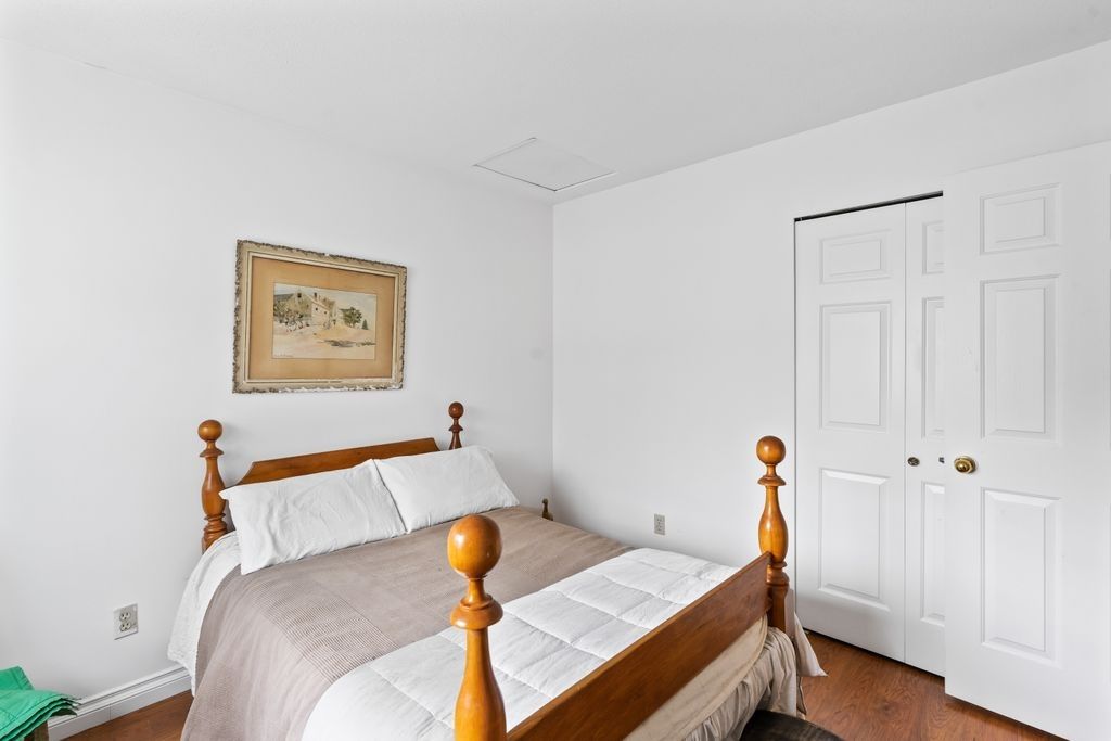 listing image 1106114844426298793