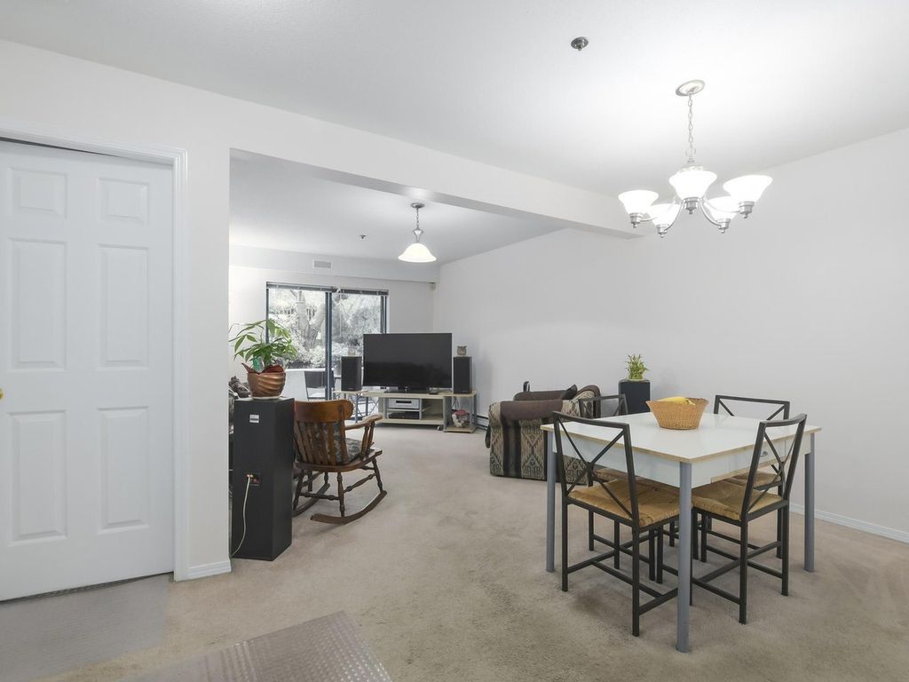 listing image 1102180385988433065