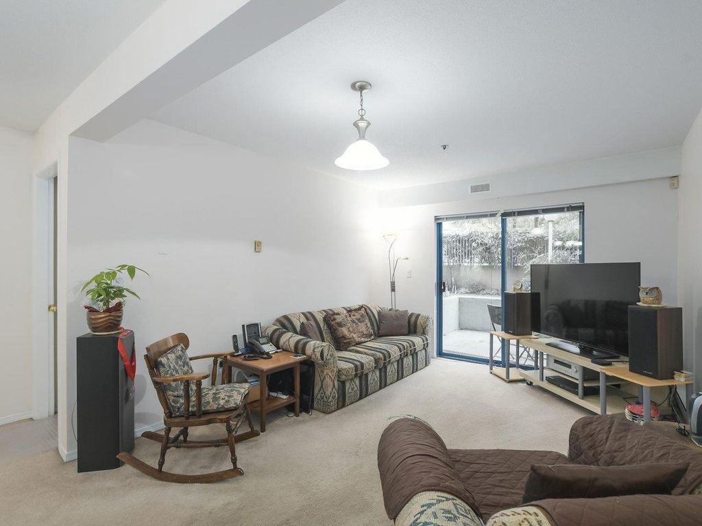 listing image 1104269203088847756