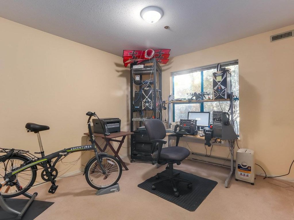 listing image 1106945531308489067