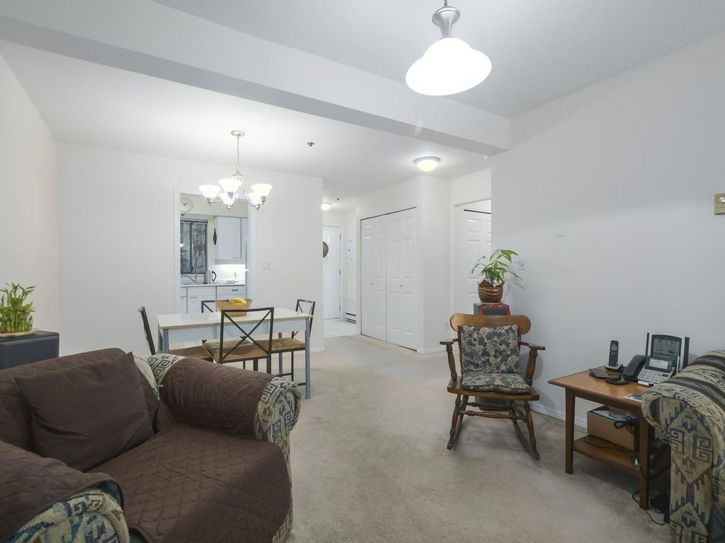 listing image 1104340062316354758