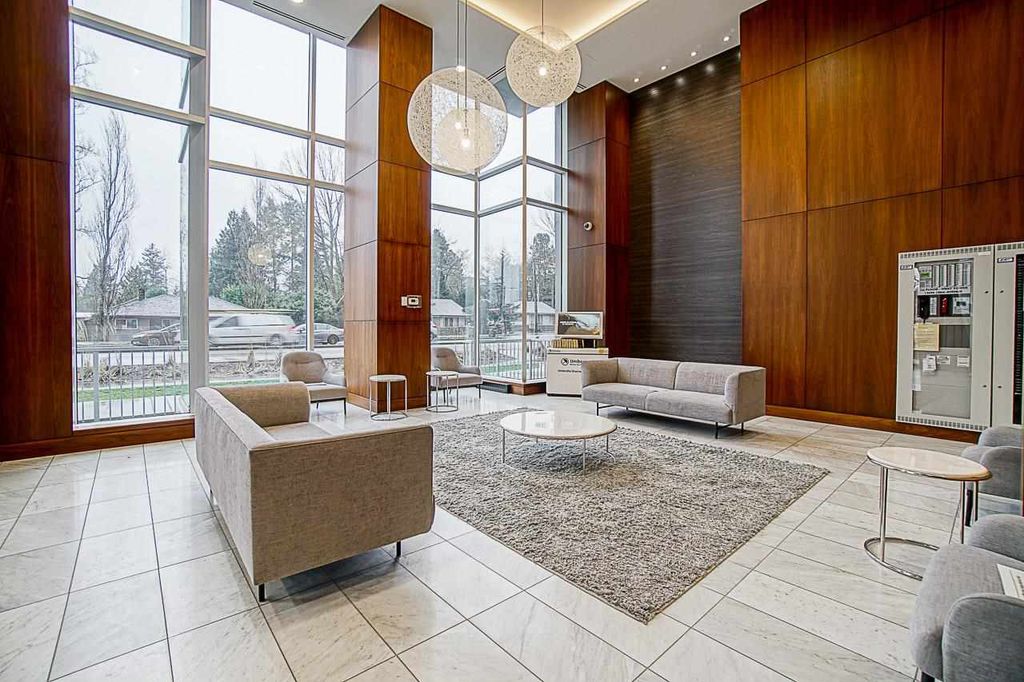 listing image 1100746419293345301
