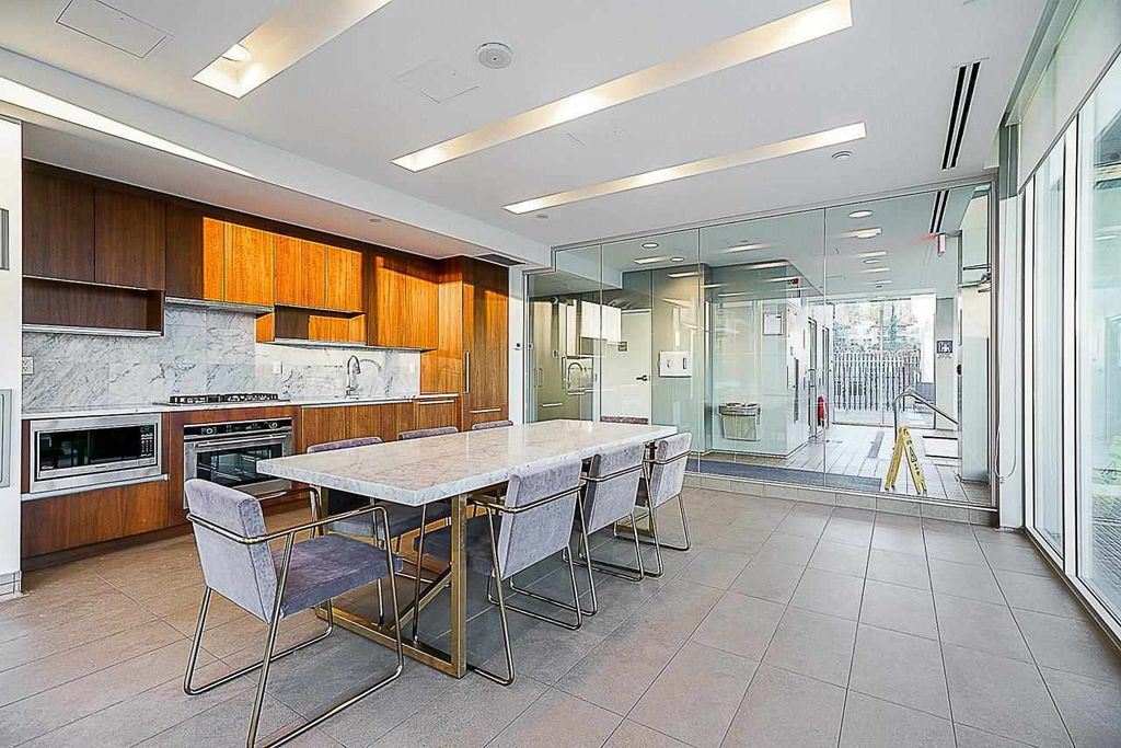 listing image 1103313800129752235