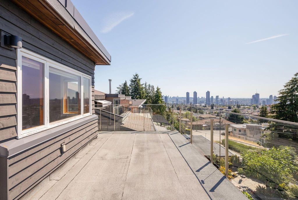 listing image 1109758086539857298