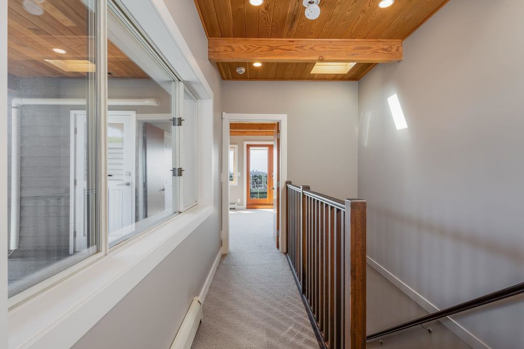 listing image 1107932673648686420