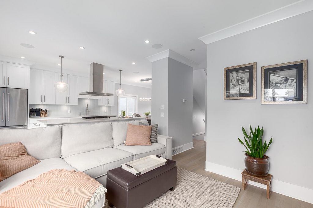 listing image 1106795310544791479