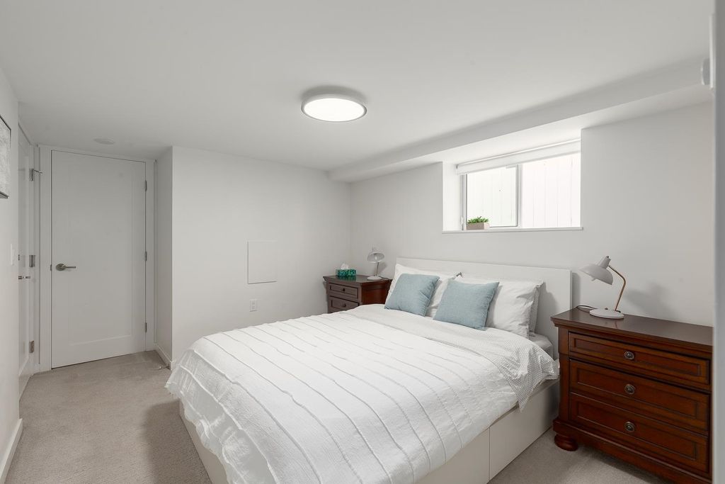listing image 1105677691705747298