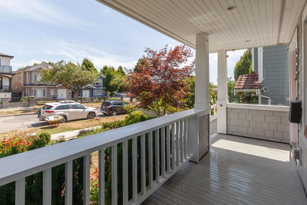 listing image 1102569458461520345