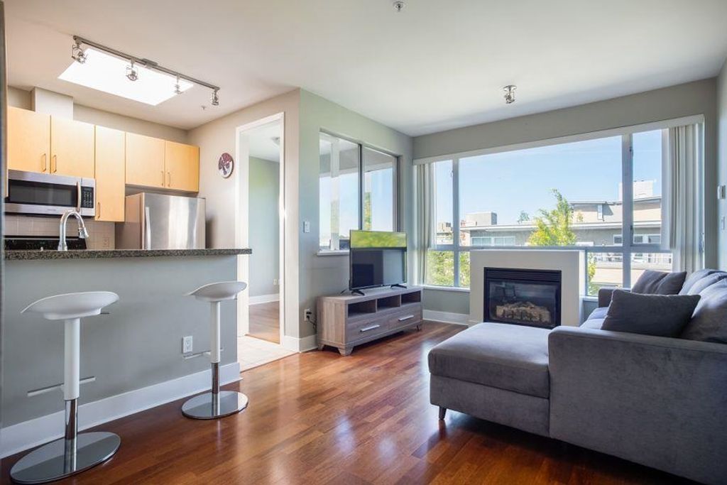 listing image 1101841043805996814