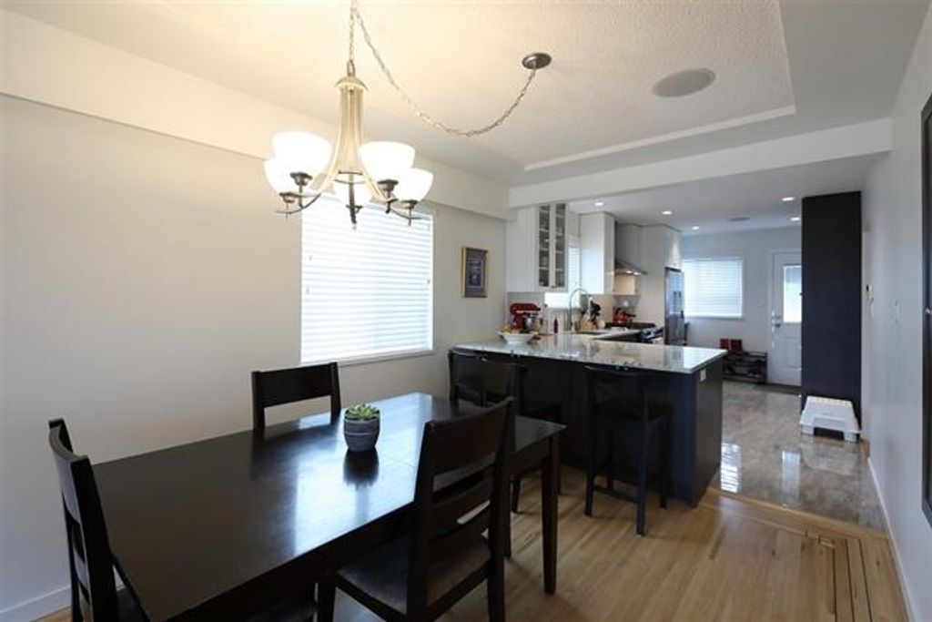 listing image 1107313857260809954