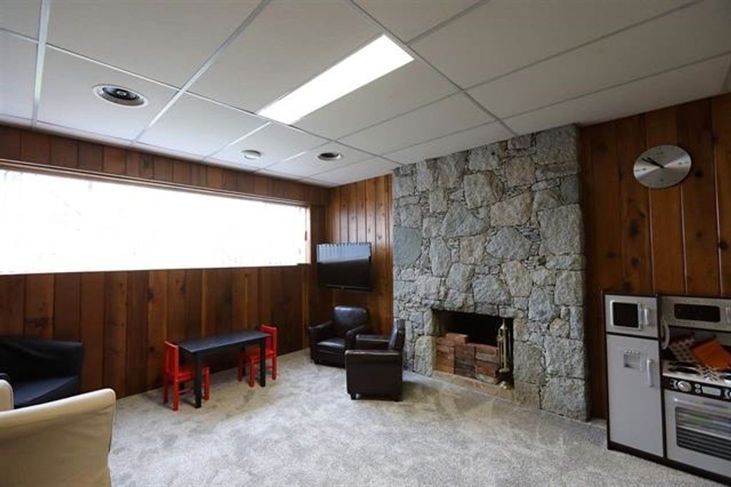 listing image 1105804032927955317