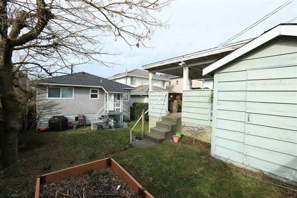 listing image 1100934877979963257