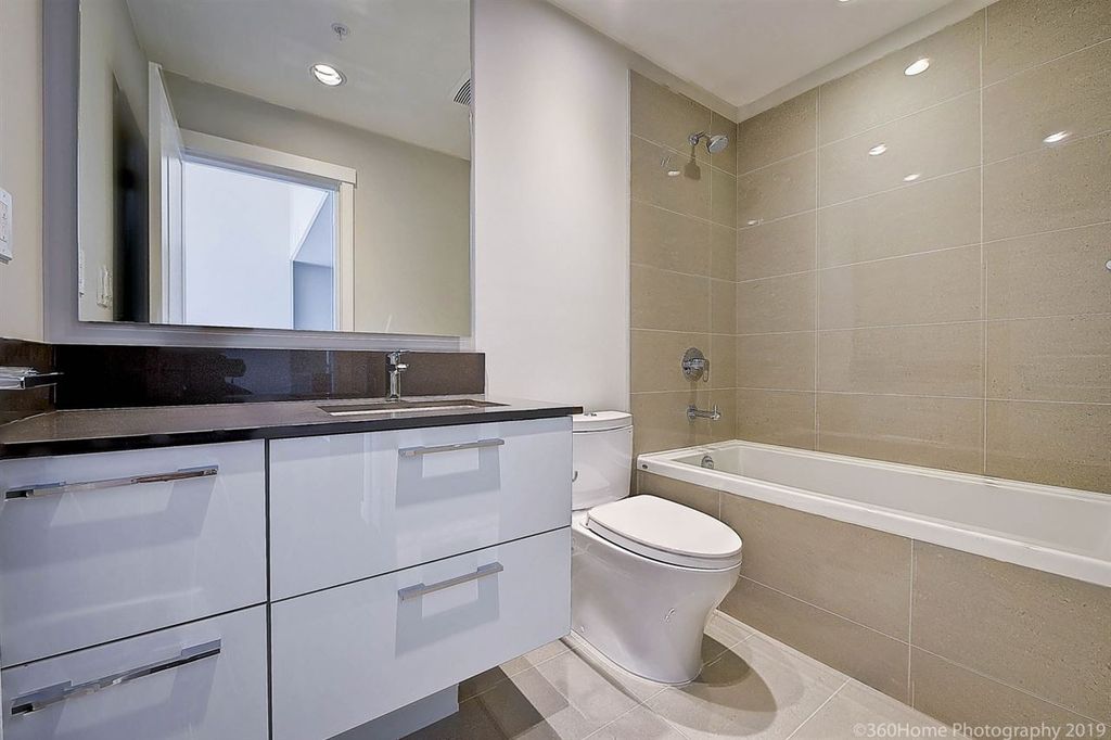 listing image 1106097866956809453