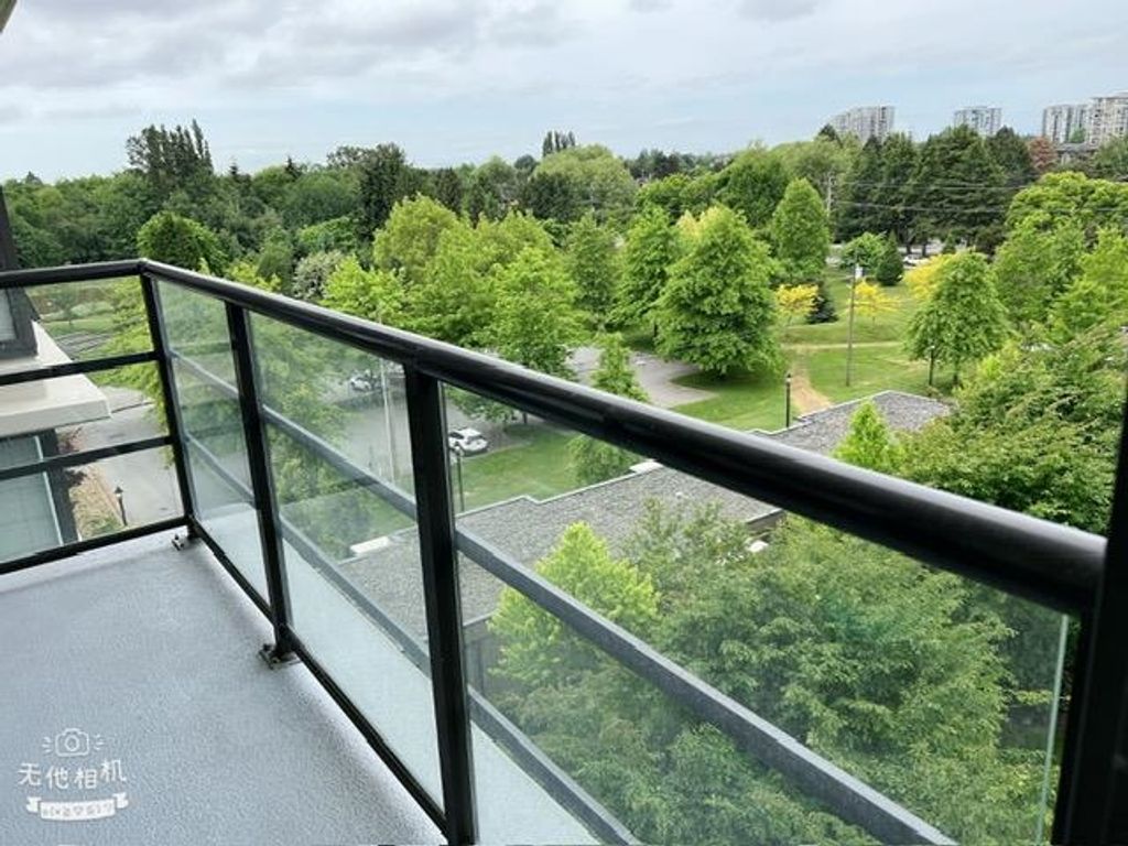 listing image 1107248294332829970