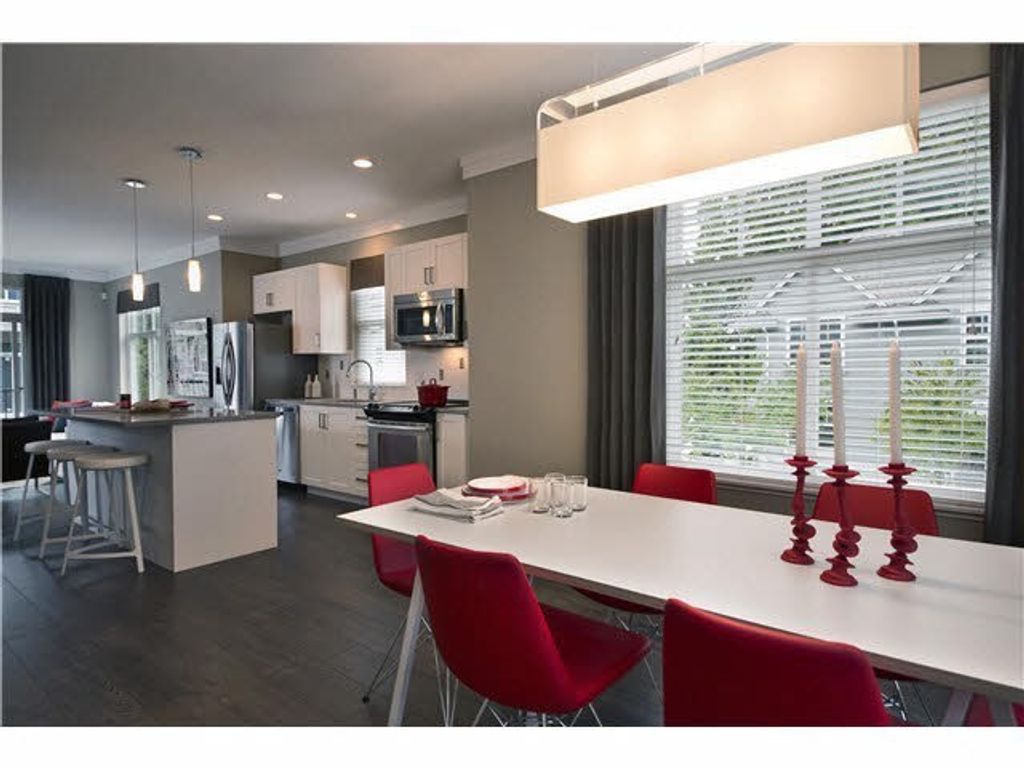 listing image 1102728961409441933