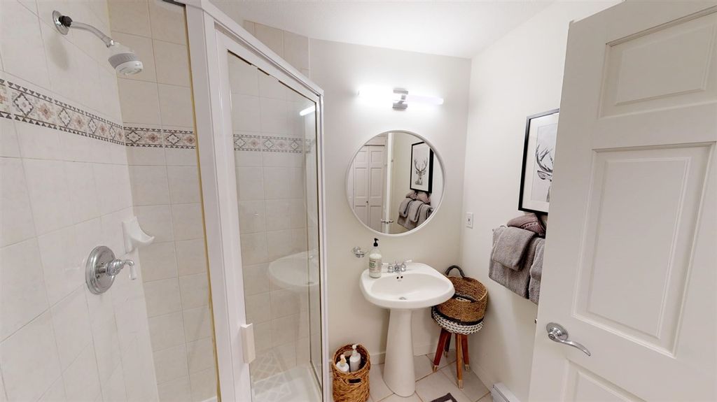 listing image 1103074119783259867