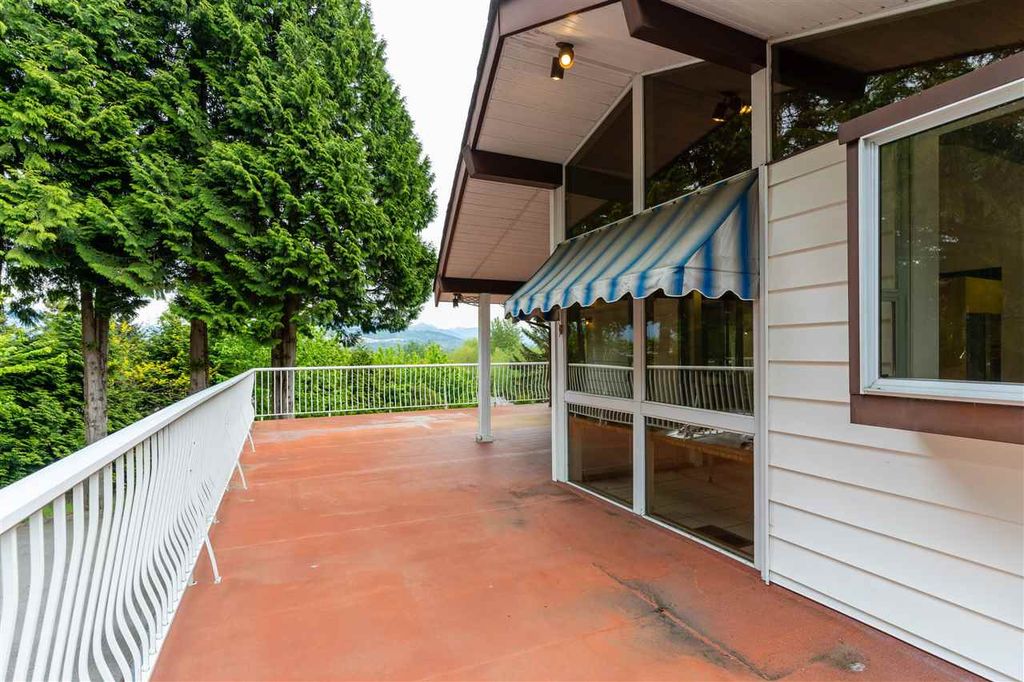 listing image 1103481097052347714