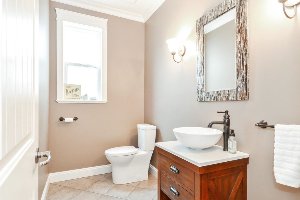 listing image 1102956076027234259