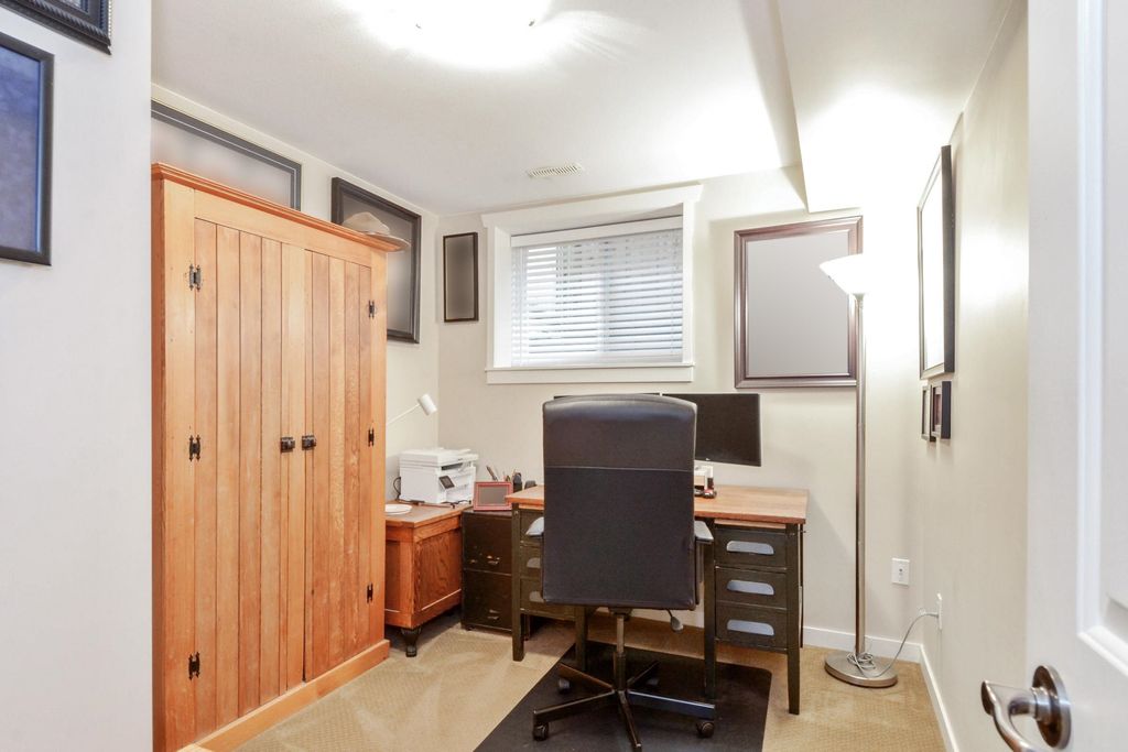 listing image 1104355119488049458