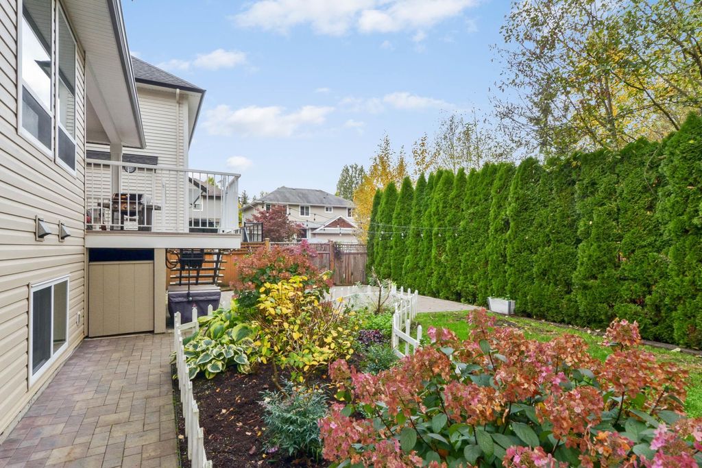 listing image 1108016089451307281