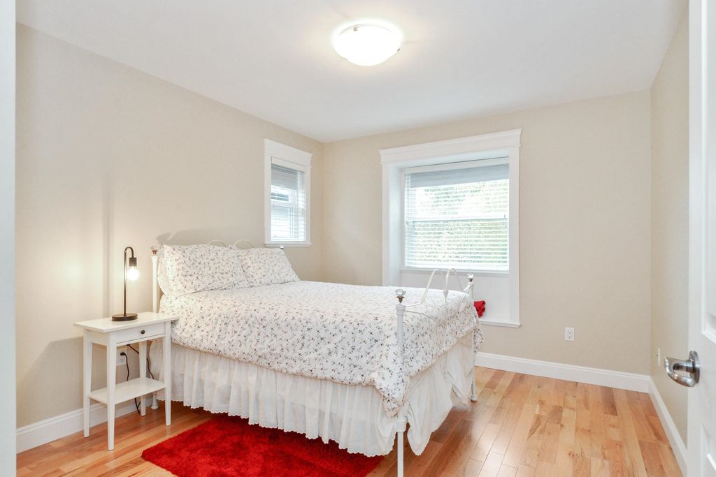 listing image 1101678503498913422