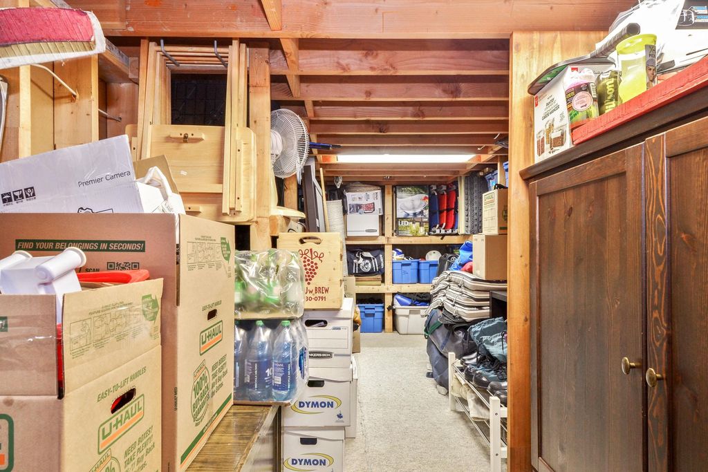 listing image 1100600793629017040