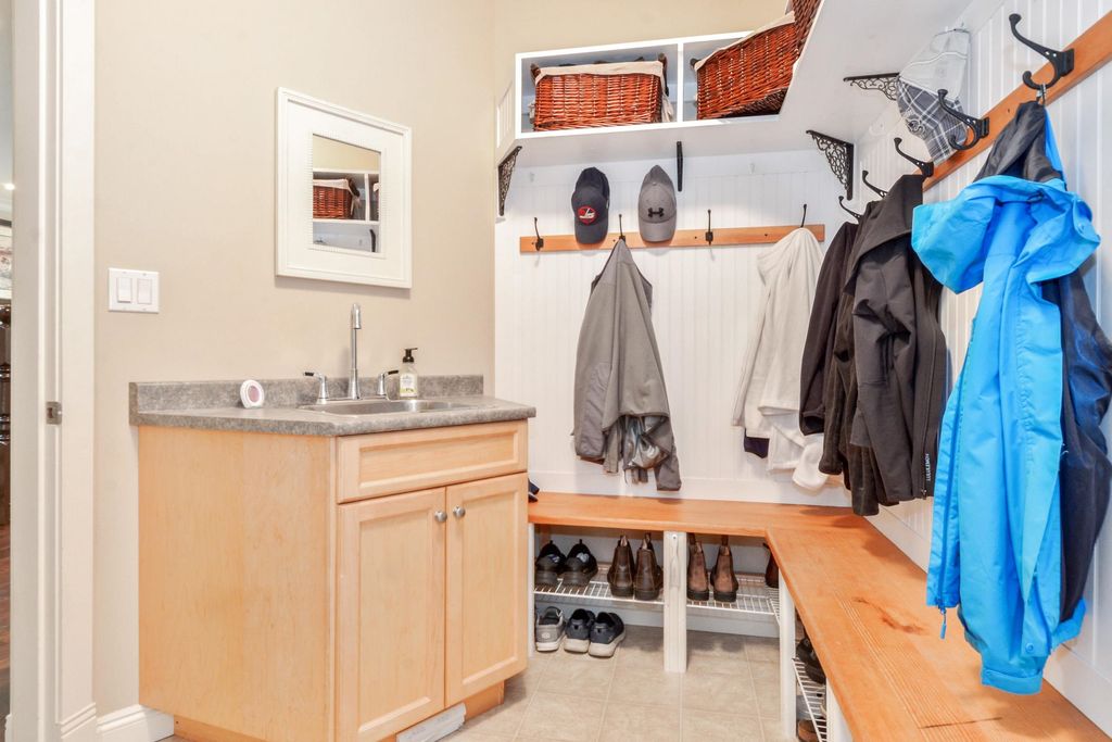 listing image 1102729692168099195