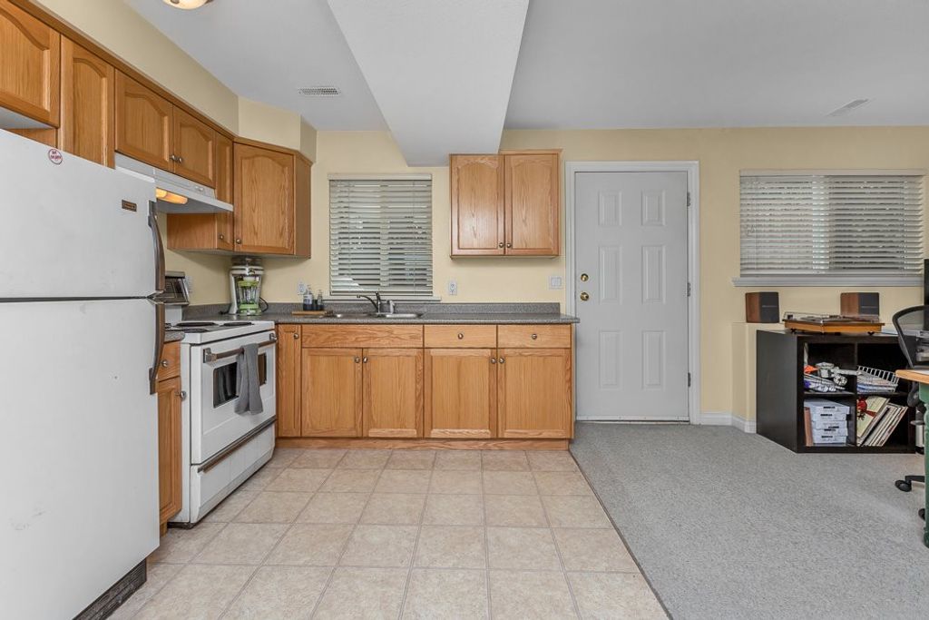 listing image 1106733948463225200