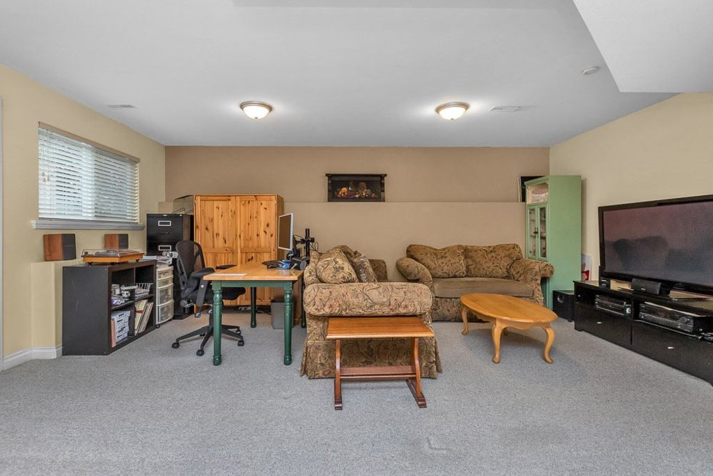 listing image 1107369173078106672