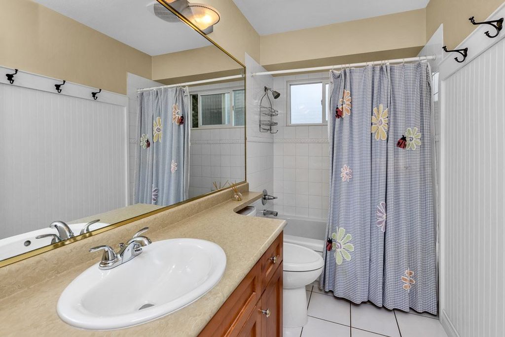 listing image 1107155996666382299