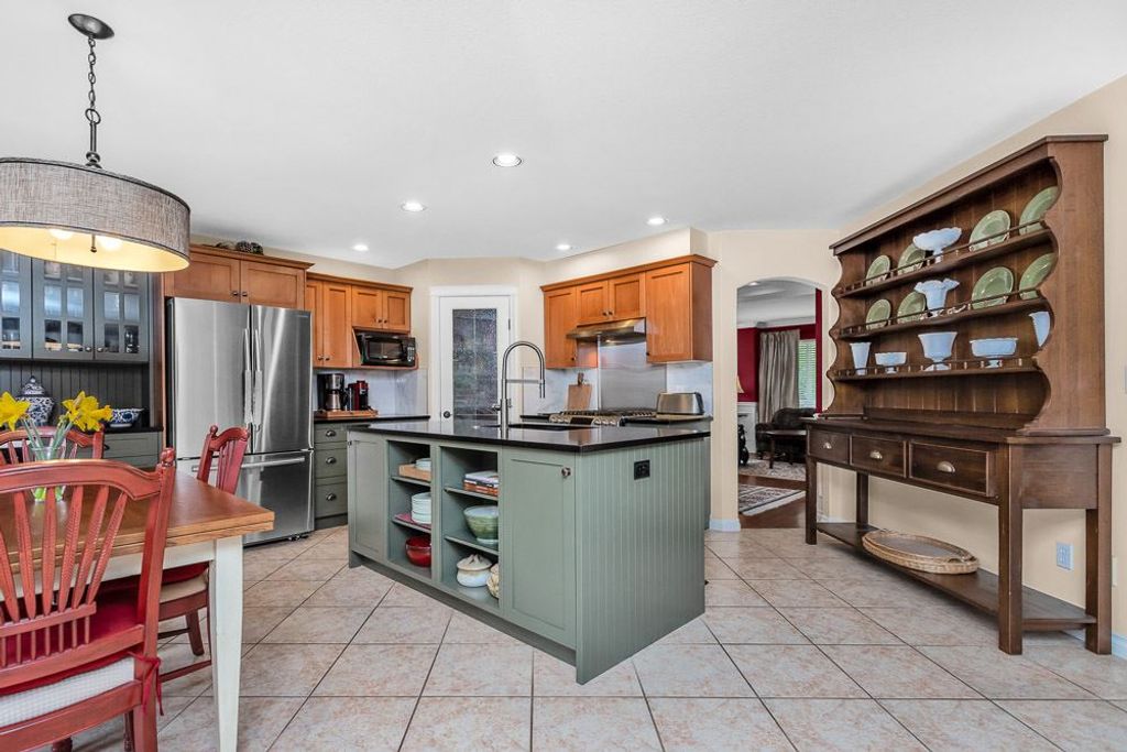 listing image 1109874213742996576