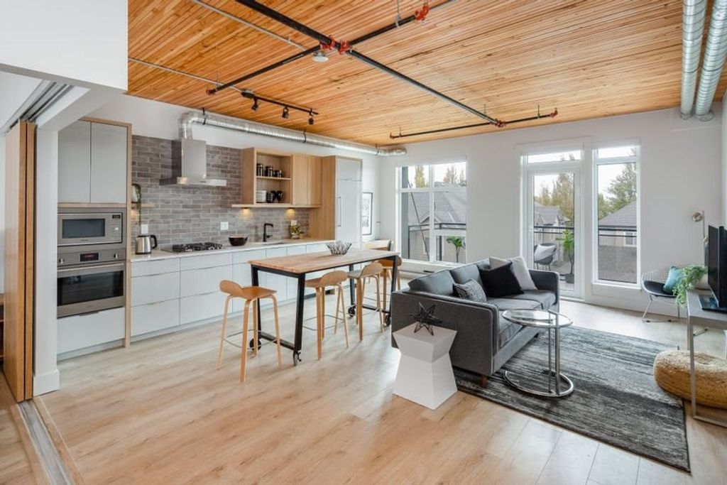 listing image 1108464143635289116