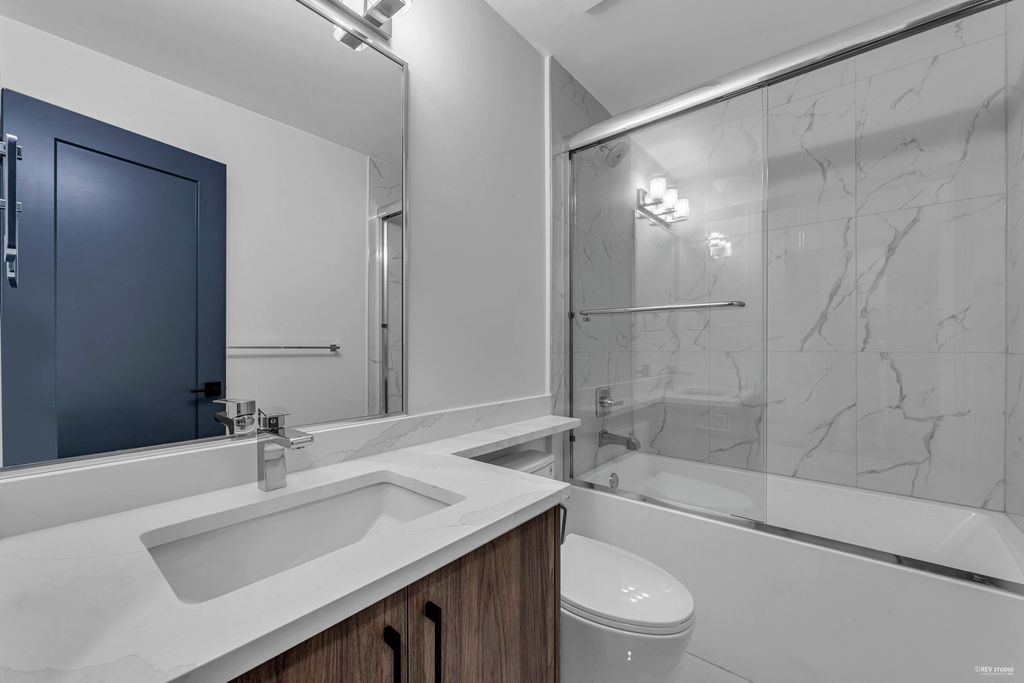 listing image 1106568857548838222