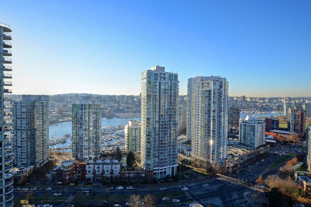 listing image 1101691954930359072